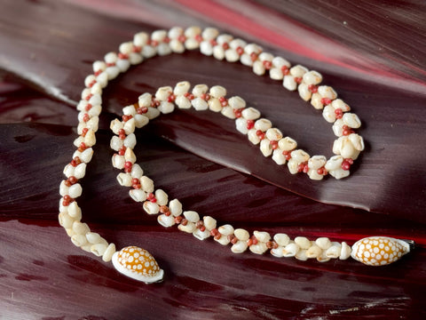 RARE! NIIHAU SHELL RED HELECONIA NECKLACE (20.75”)