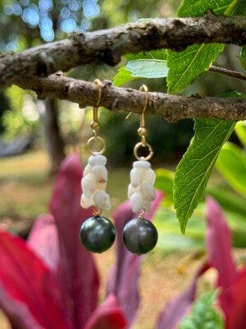 TAHITIAN PEARL + NIIHAU MOMI PĪKAKE EARRING (10mm)