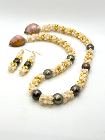 NIIHAU SHELL + TAHITIAN PEARL NECKLACE + EARRING SET (23”)