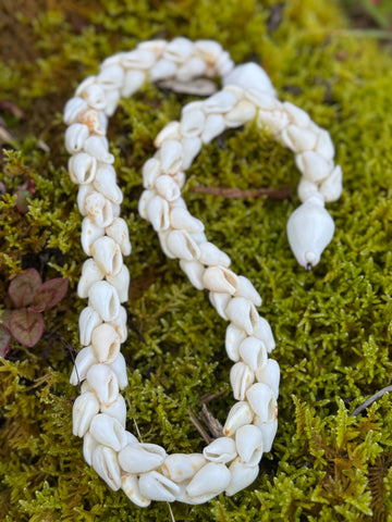 NIIHAU ALILE’A LEI (29 INCH)