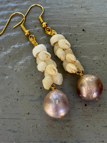 SALE $79 NIIHAU SHELL LARGE EDISON PEARL EARRING