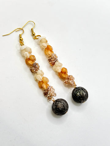 DELUXE NIIHAU SHELLS + CARVED TAHITIAN PEARL (3”)