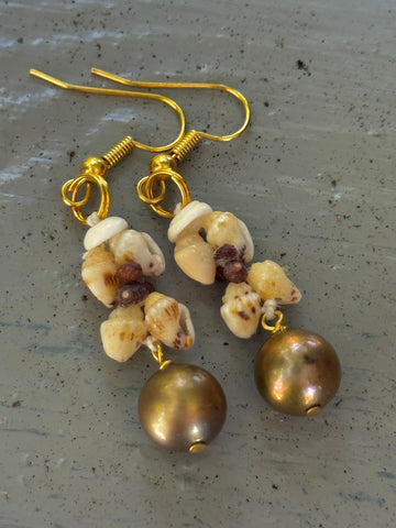 SALE $79 NIIHAU SHELL BRONZE PEARL HELECONIA EARRING