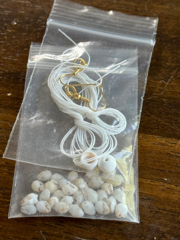 NIIHAU EARRING KIT (extra packet)